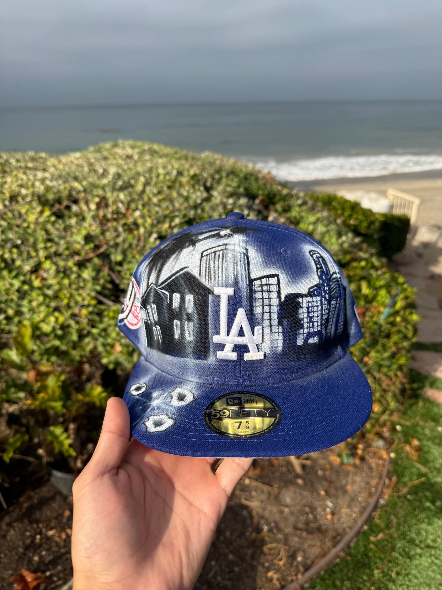 Good Kid Maad City v2 Airbrush Fitted