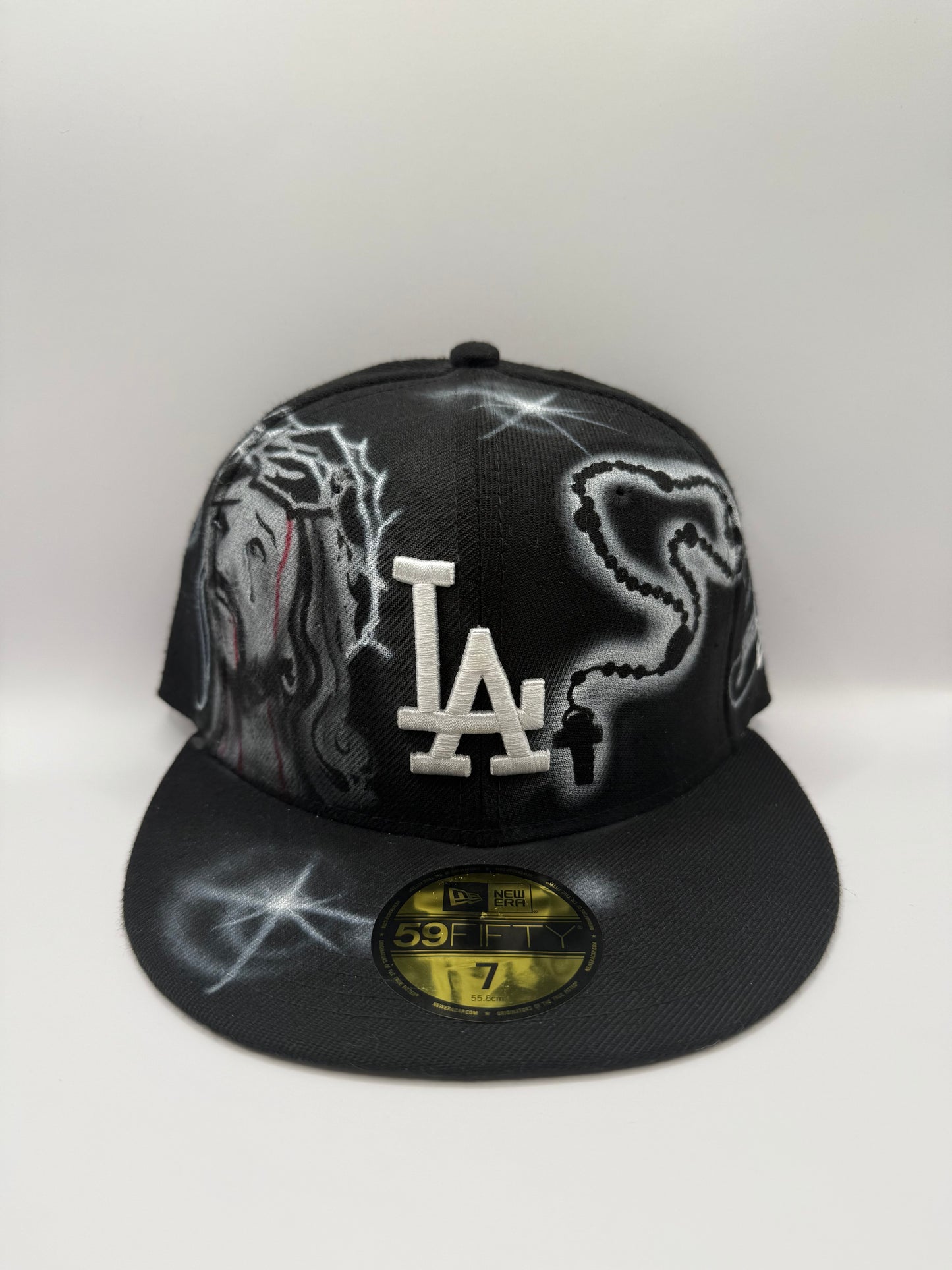 Size 7 Jesus Face Airbrush Black LA Fitted