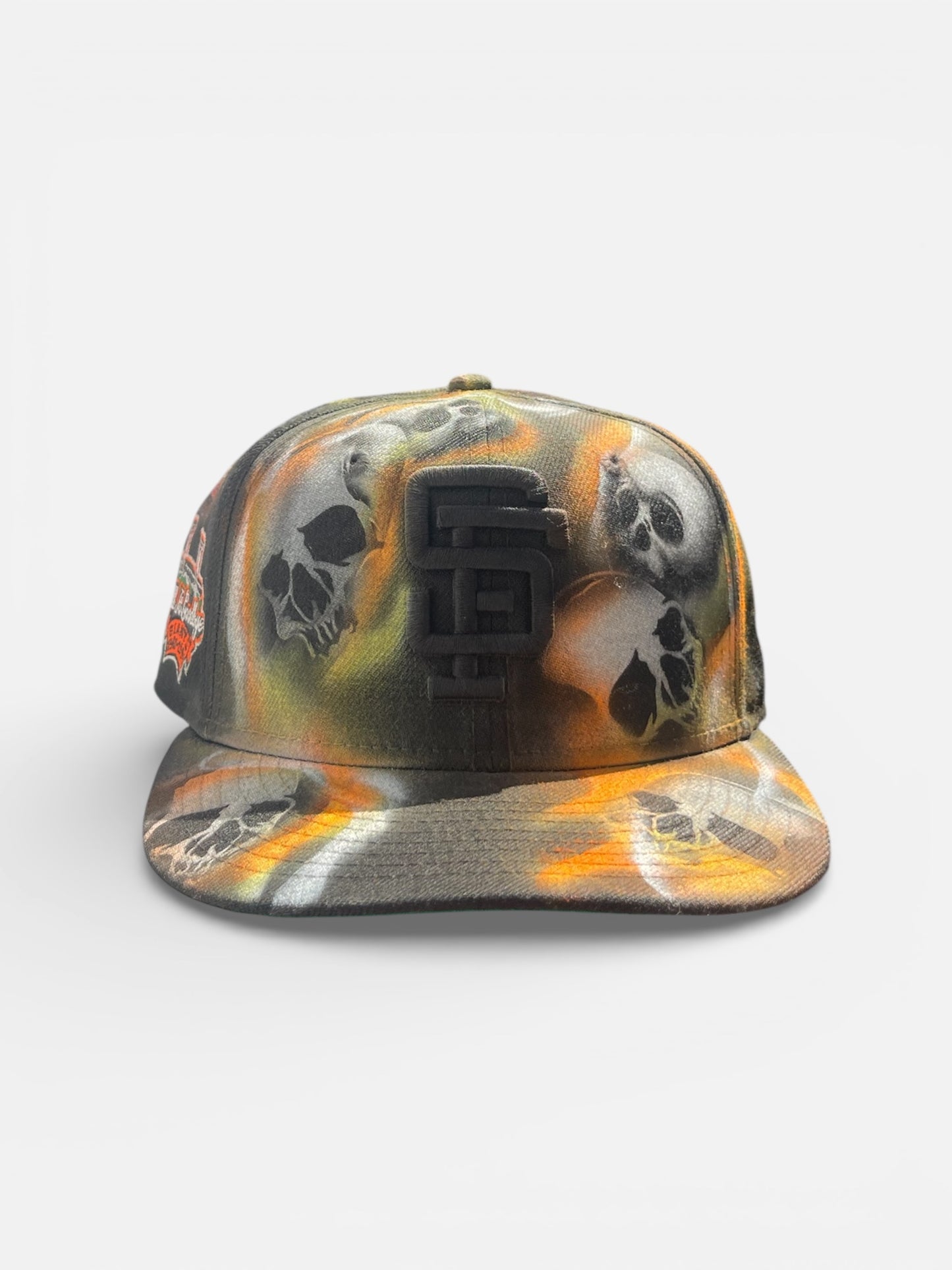 Size 7 1/4 SF Skulls Airbrush Fitted